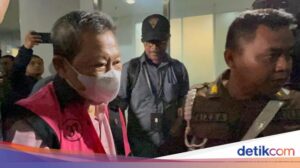 Penampakan Hendry Lie Tersangka Kasus Timah Kini Berbaju Tahanan