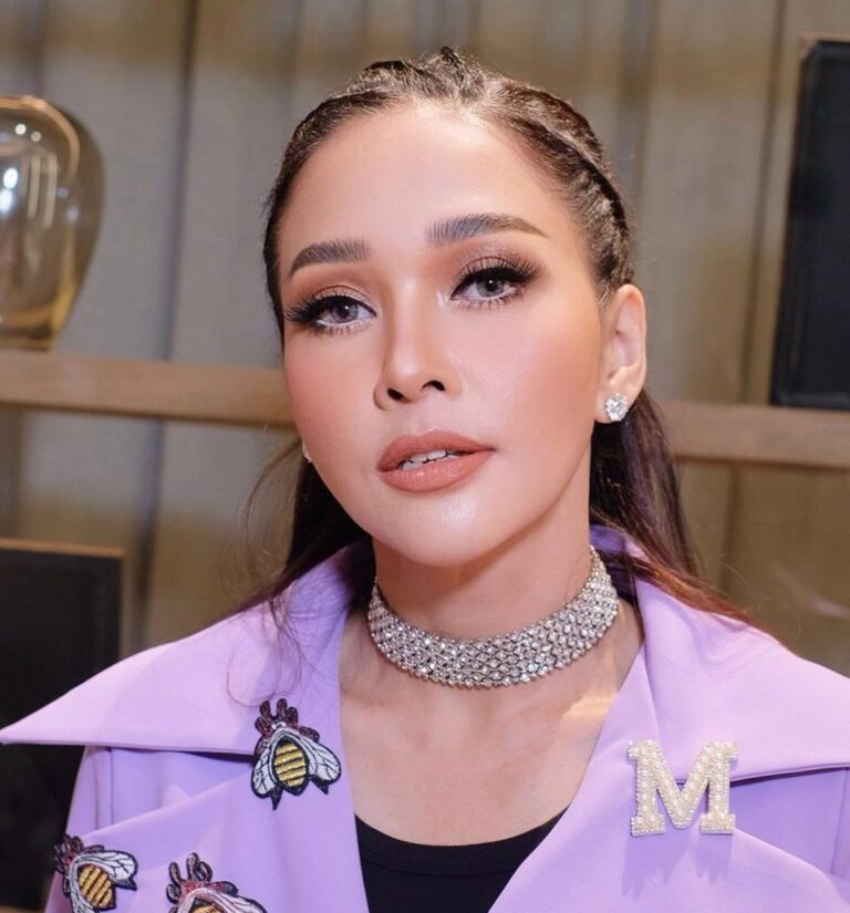 Profil dan Potret Maia Estianty, Musisi yang Jadi Juri Tegas di Indonesian Idol : Okezone Lifestyle