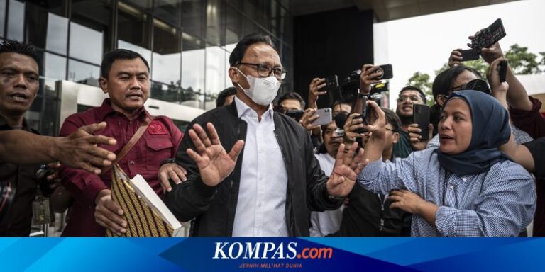 Tiba-tiba Hakim MK Ridwan Mansyur Diperiksa KPK, Terkait Kasus Apa?